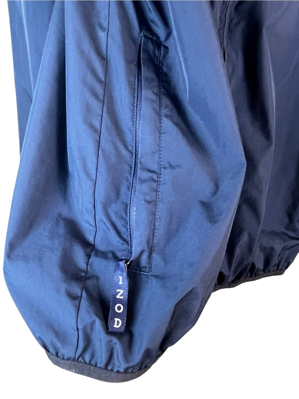IZOD Men's Navy Windbreaker Jacket - Lightweight Water-Resistant size M. (C032) - Picture 3 of 10